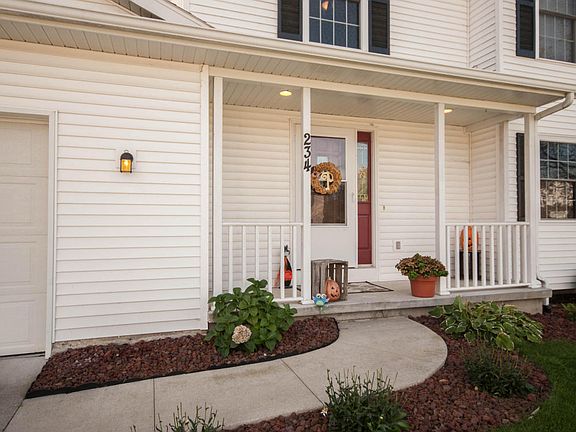 4th image of 234 Creekside Dr