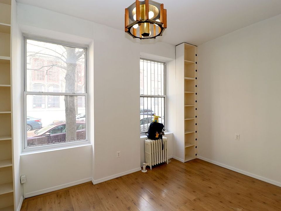 1st image of 324-326 19th St #A