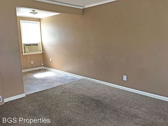 3rd image of 529 N Sampson Ave APT 6B