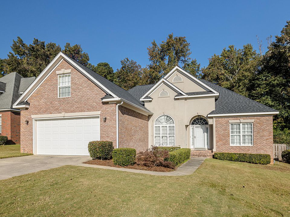 1st image of 261 Stonington Drive