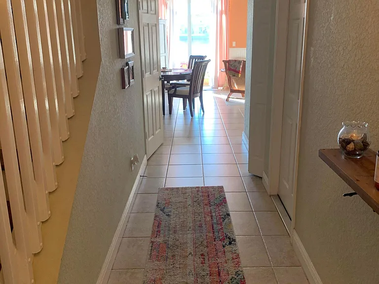 1077 Cheval Dr — Photo 9