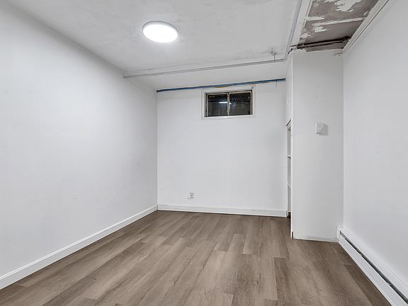 5th image of 210 West St #Basement