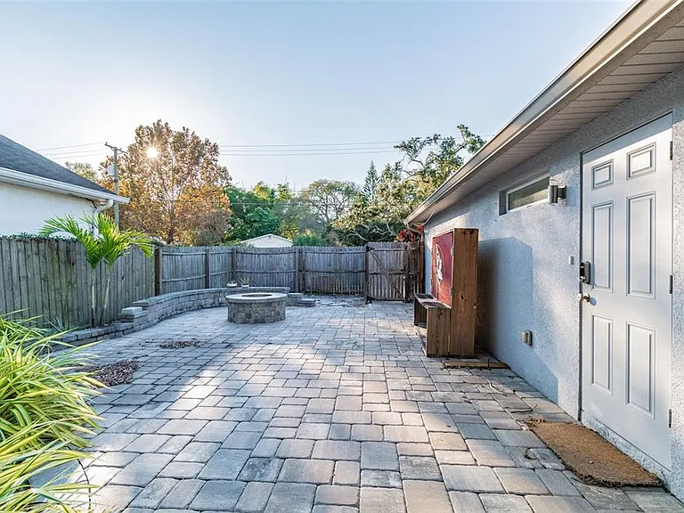 3208 W Napoleon Ave — Photo 47