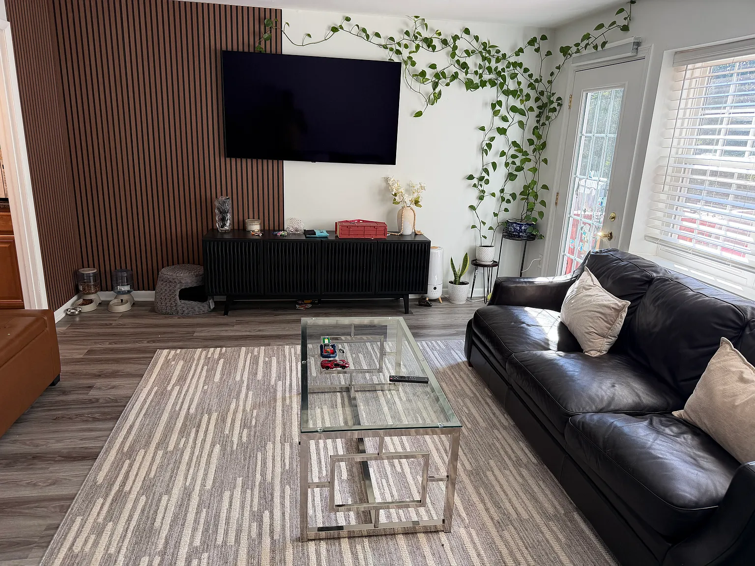 3 bed, 3.5 bath, 1864 sqft, $2,641 — Photo 3
