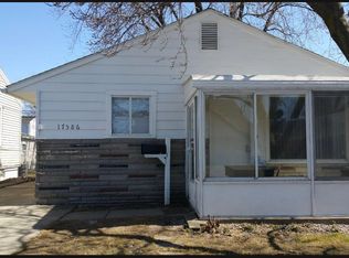 17586 Dora St, Melvindale, MI 48122