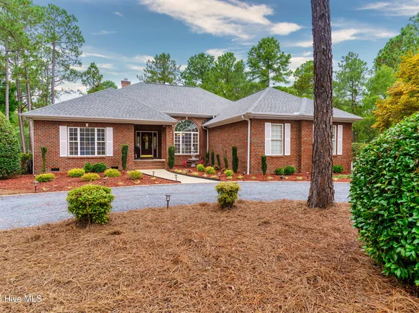 29 Glasgow Drive, Pinehurst, NC 28374