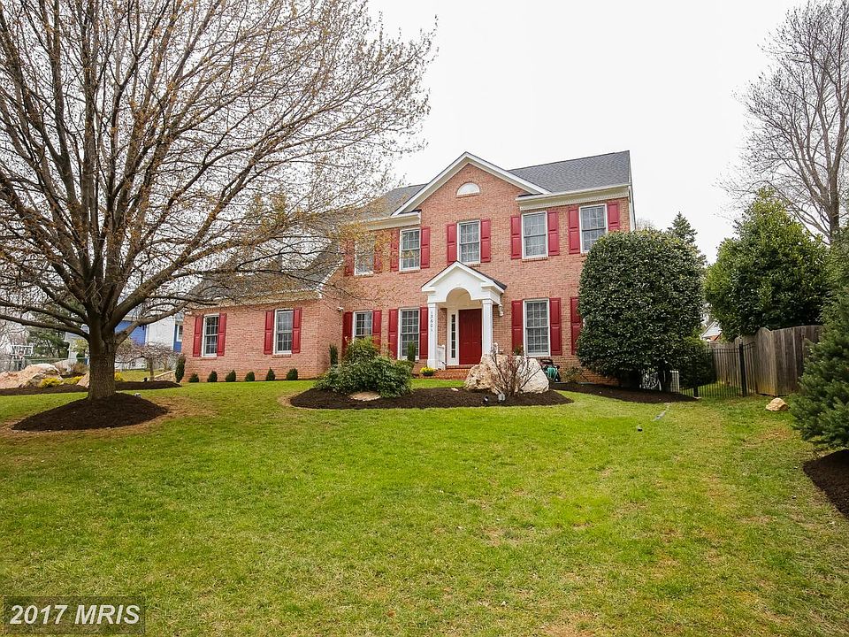 1st image of 13601 Aqua Ln
