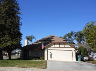 809 N Atwood Ct, Visalia, CA 93291