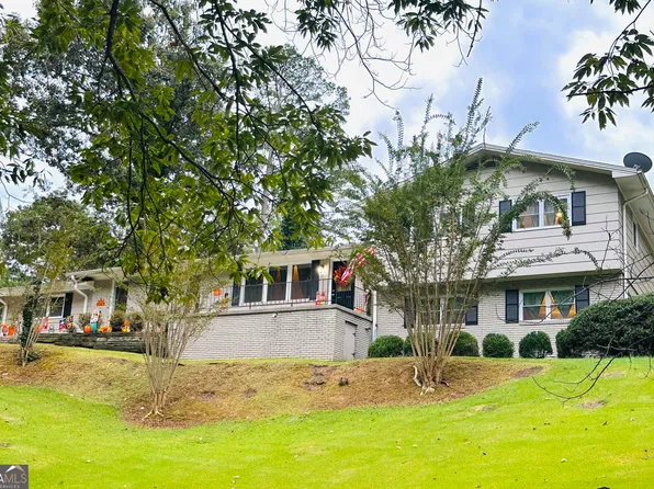 57 Elm Dr, Toccoa, GA 30577