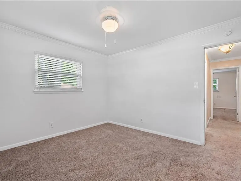 2348 Great Neck Cir — Photo 24