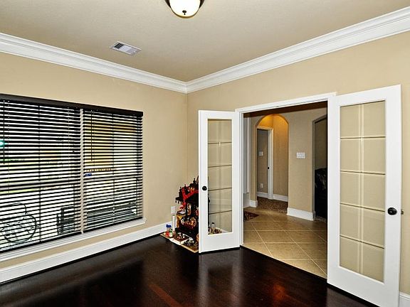 2nd image of 17519 Murrayfield Ct