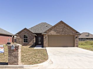 223 NW Granite Ave, Cache, OK 73527
