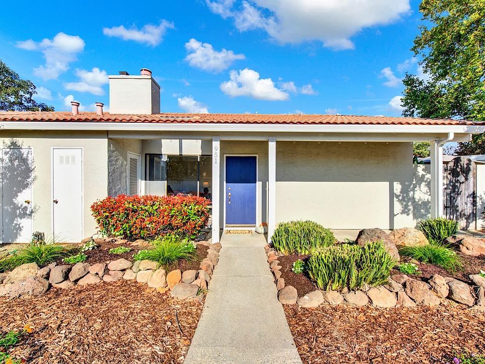 1st image of 951 Mariposa Lane