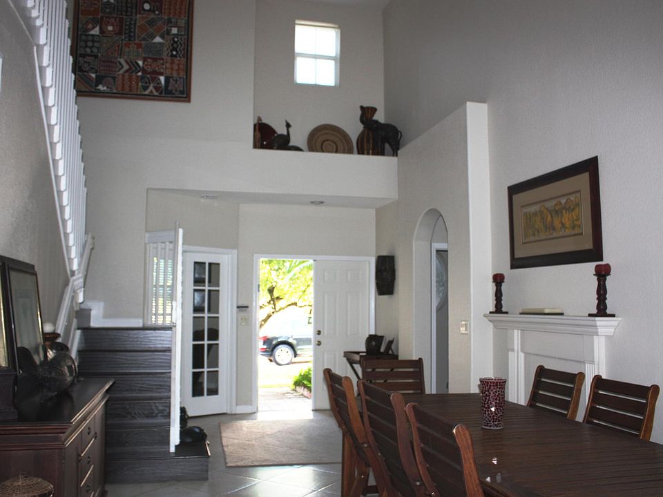 Front entrance, living/dining area