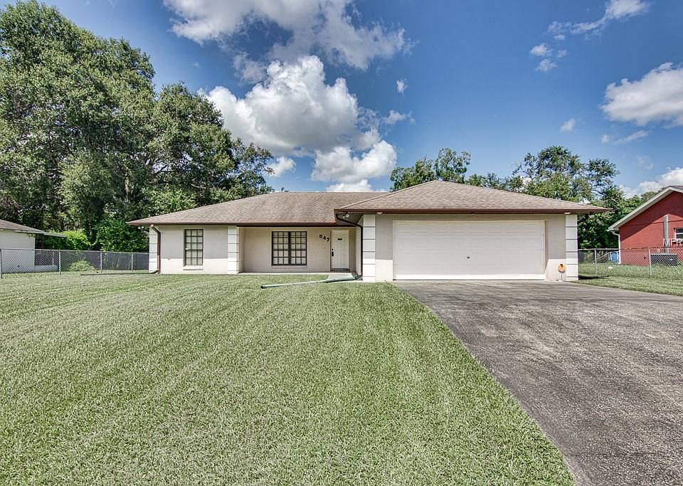 1st image of 547 Holloway Shores Dr