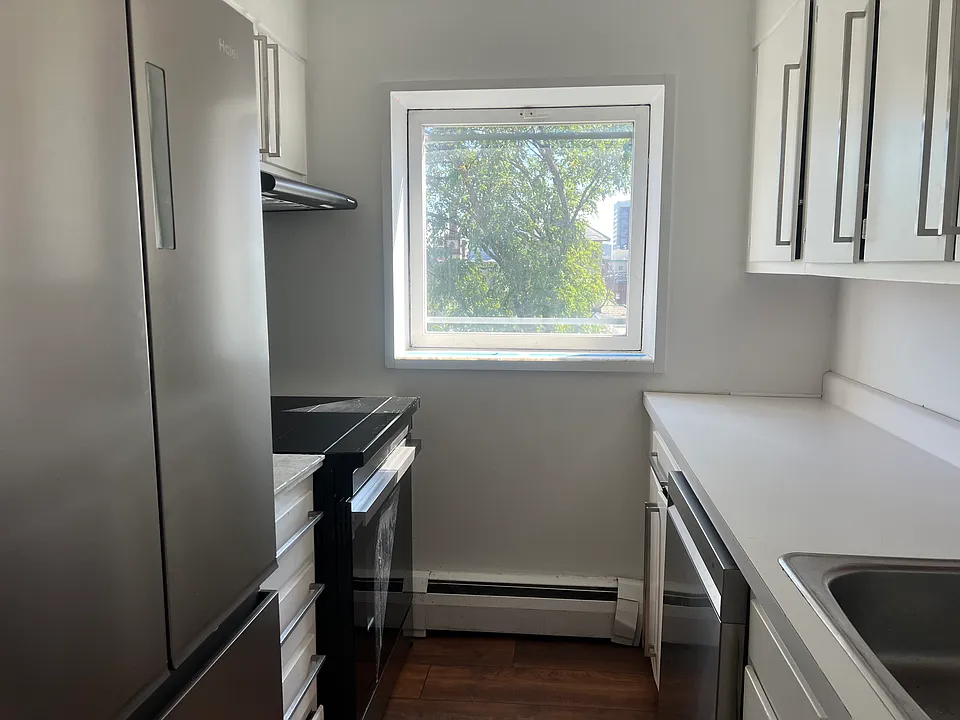 12 Inman St #53