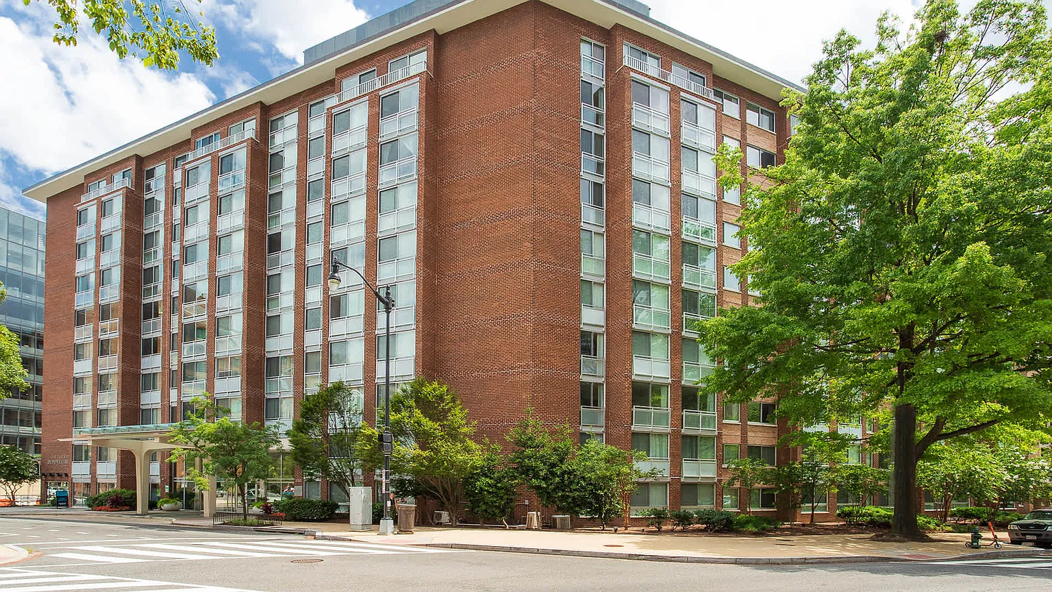 2000 N St NW #1-1024 photo 1