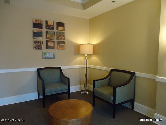 4th image of 525 3rd Street N #201
