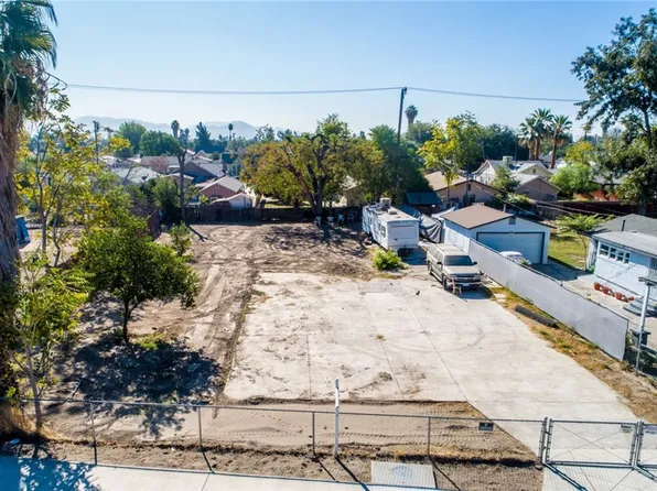 1025 W 16th St, San Bernardino, CA 92411