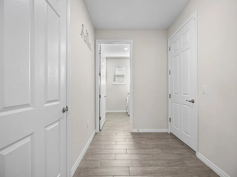 133 SW 37th Ave — Photo 15