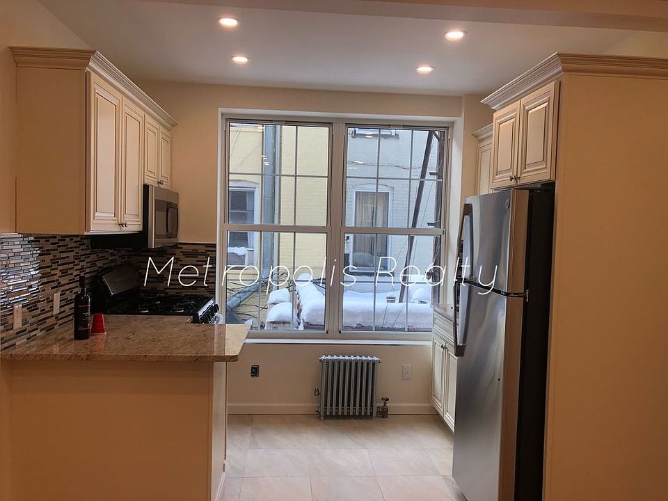 1st image of 31-83 30th St #2R