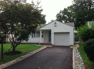 362 Jackson Ave, Scotch Plains, NJ 07076