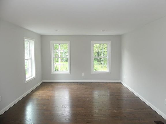 4th image of 3 Edenwood Ave