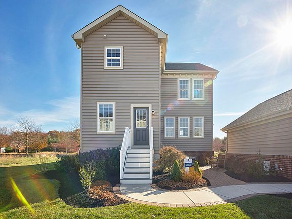 4th image of 501 Equinox Dr