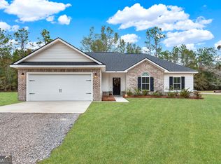 88 Linden Dr, Jesup, GA 31545