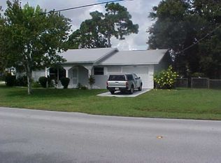 1150 2nd St, Vero Beach, FL 32962