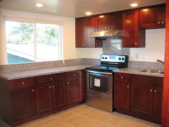 5th image of 33 Bonita St APT 3