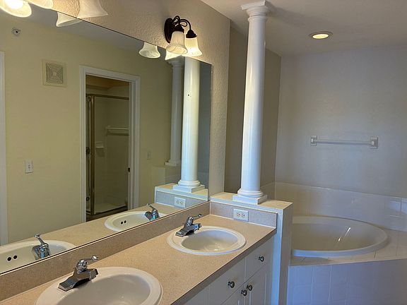 4th image of 2681 Emerald Lake Ct