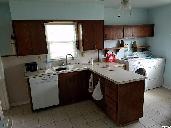 3rd image of 776 W 640 N Unit 5