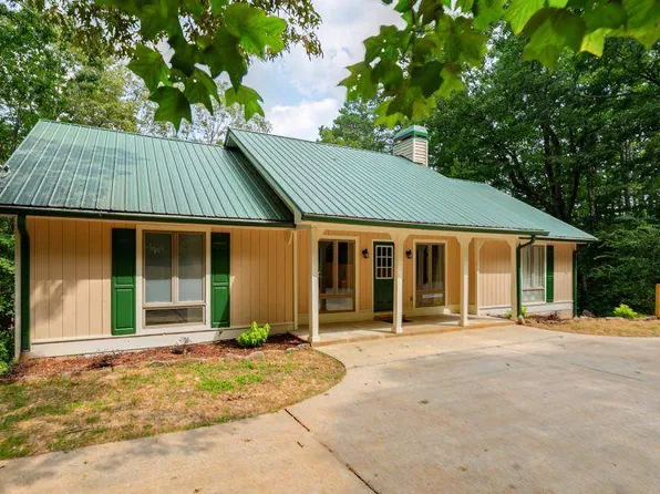 39 Schwarzwald Strasse, Helen, GA 30545