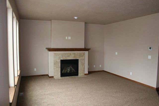 1st image of 1821 S Shamrock Dr