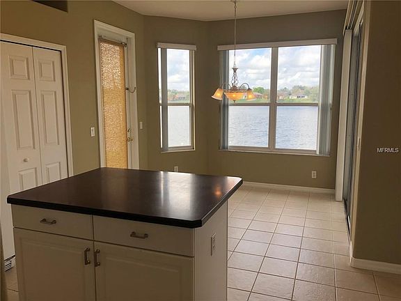 5th image of 536 Quail Lake Dr