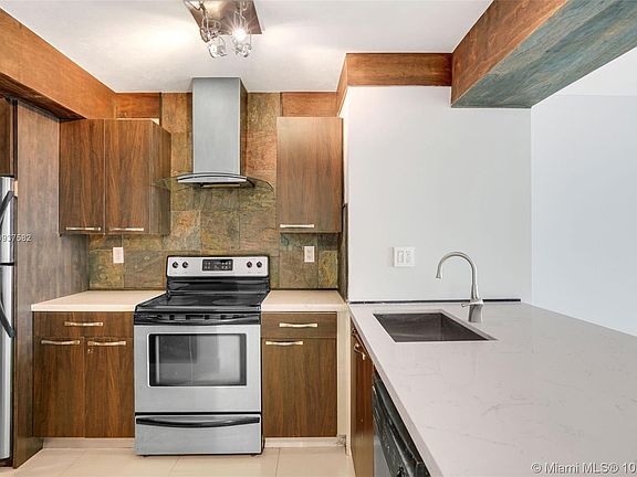 3rd image of 850 N Miami Ave #W-2001