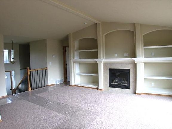 4th image of 18212 N Astor Ct