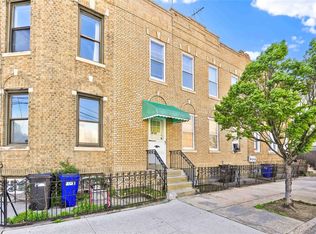 4201 Newtown Rd, Astoria, NY 11103
