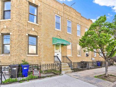 4201 Newtown Road, Astoria, NY, 11103