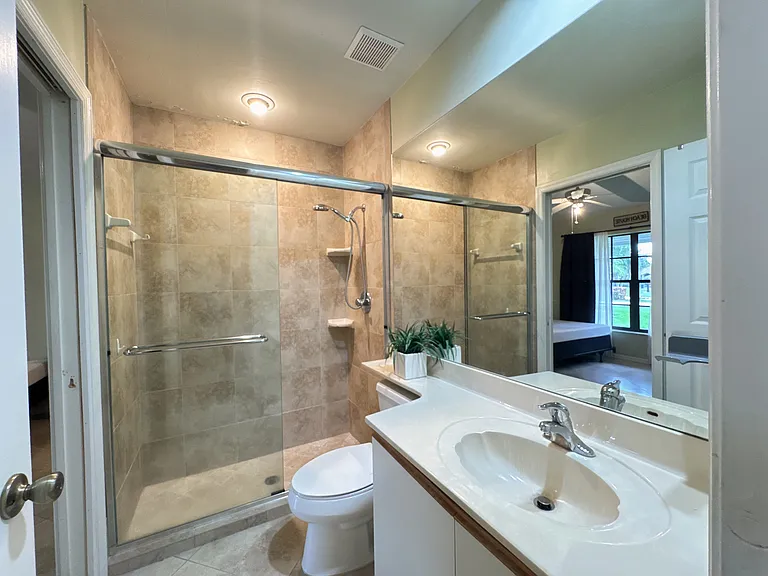 13018 Parktree Ct — Photo 21
