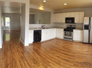 826 Mockingbird Ln, Brighton, CO 80601