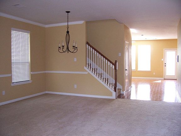 3rd image of 1992 Leisure Ln