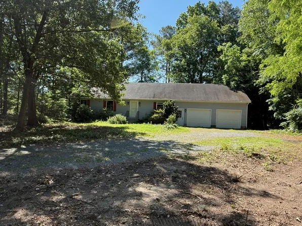 5252 Lucas Trl, Machipongo, VA 23405