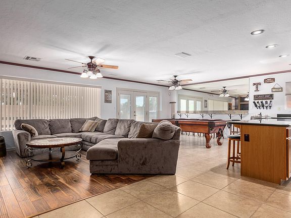 4th image of 8835 W Salter Dr