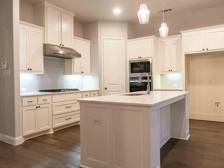 4449 Tall Knight Ln — Photo 32