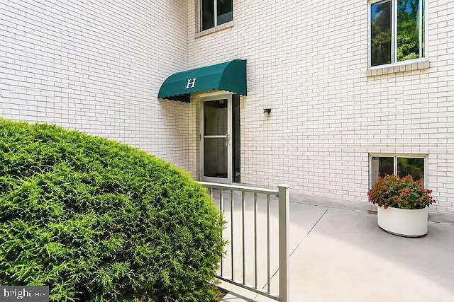 7 Rockford Rd #H22