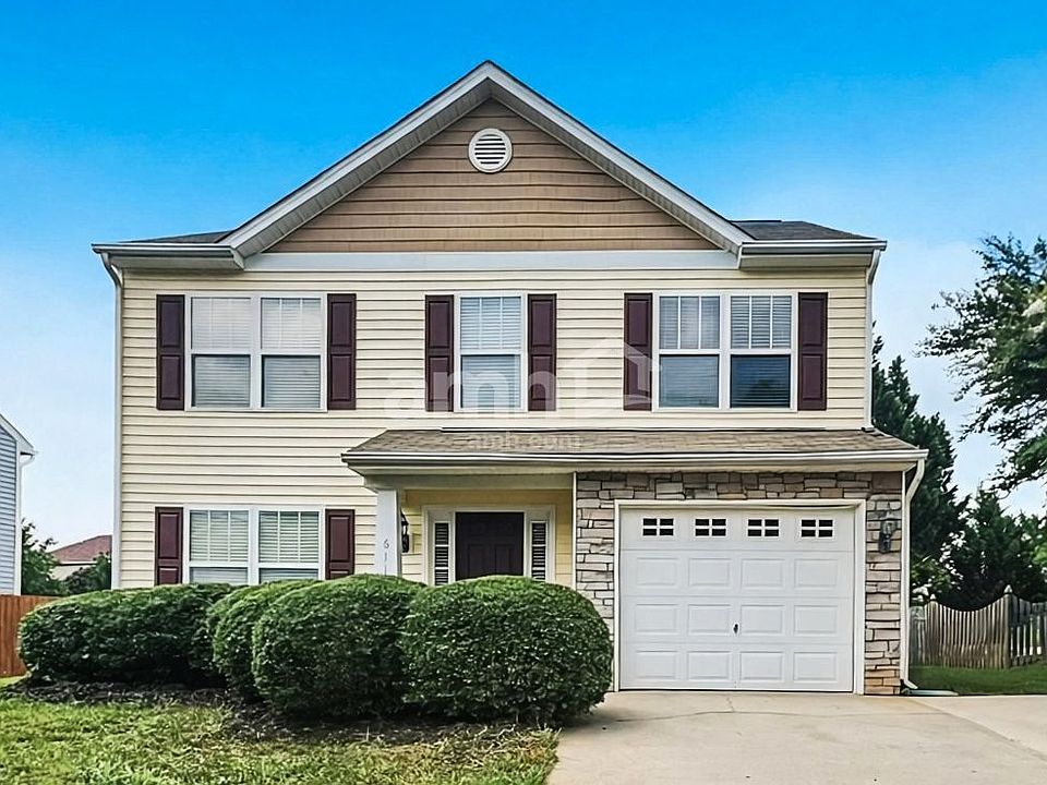 1st image of 611 Blue Lake Dr