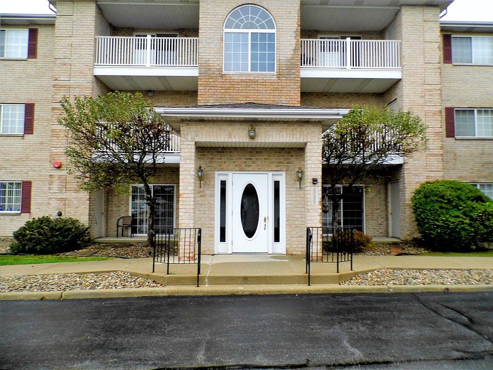 1st image of 2035 W 75th Pl Unit 31