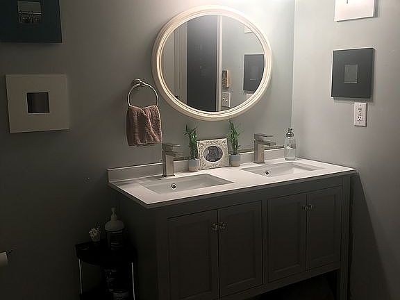 New vanity master ensuite 